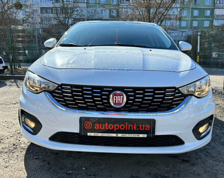 Фиат Типо, объемом двигателя 1.37 л и пробегом 87 тыс. км за 9500 $, фото 2 на Automoto.ua