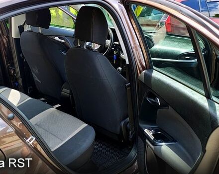 Фиат Типо, объемом двигателя 1.4 л и пробегом 62 тыс. км за 10000 $, фото 5 на Automoto.ua