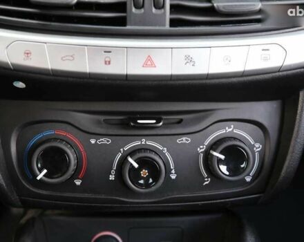Фиат Типо, объемом двигателя 1.4 л и пробегом 97 тыс. км за 11300 $, фото 18 на Automoto.ua