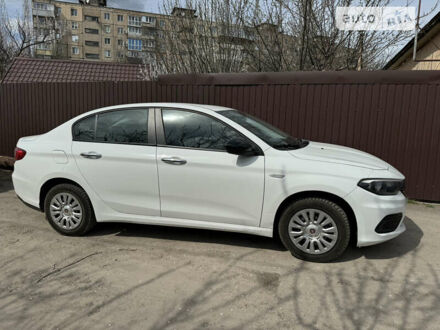 Фиат Типо, объемом двигателя 1.4 л и пробегом 113 тыс. км за 8800 $, фото 1 на Automoto.ua