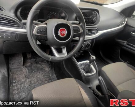 Фиат Типо, объемом двигателя 1.4 л и пробегом 83 тыс. км за 11500 $, фото 1 на Automoto.ua