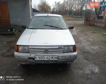 Серый Фиат Типо, объемом двигателя 1.6 л и пробегом 300 тыс. км за 1000 $, фото 1 на Automoto.ua