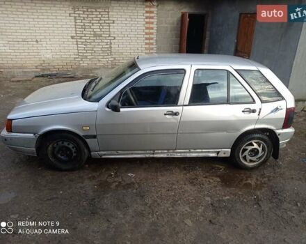 Серый Фиат Типо, объемом двигателя 1.6 л и пробегом 300 тыс. км за 1000 $, фото 6 на Automoto.ua