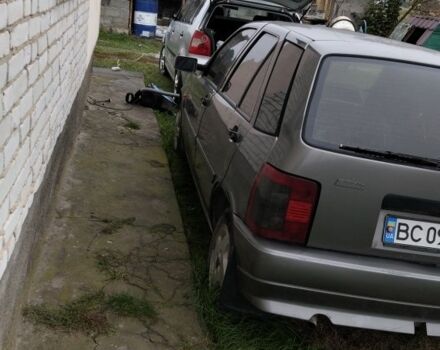 Сірий Фіат Тіпо, об'ємом двигуна 1.6 л та пробігом 300 тис. км за 1100 $, фото 3 на Automoto.ua