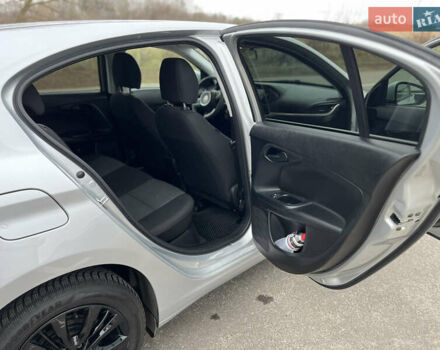 Сірий Фіат Тіпо, об'ємом двигуна 1.37 л та пробігом 89 тис. км за 12000 $, фото 17 на Automoto.ua