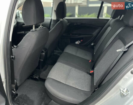 Сірий Фіат Тіпо, об'ємом двигуна 1.37 л та пробігом 89 тис. км за 12000 $, фото 1 на Automoto.ua