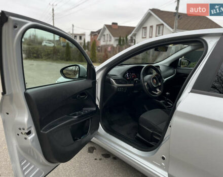 Сірий Фіат Тіпо, об'ємом двигуна 1.37 л та пробігом 89 тис. км за 12000 $, фото 19 на Automoto.ua