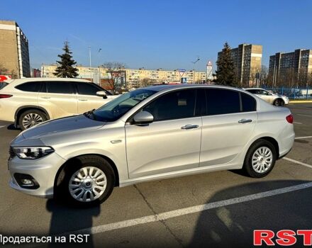 Серый Фиат Типо, объемом двигателя 1.6 л и пробегом 153 тыс. км за 8600 $, фото 1 на Automoto.ua