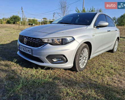 Серый Фиат Типо, объемом двигателя 1.37 л и пробегом 40 тыс. км за 9500 $, фото 2 на Automoto.ua