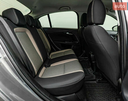 Серый Фиат Типо, объемом двигателя 1.4 л и пробегом 103 тыс. км за 8434 $, фото 16 на Automoto.ua