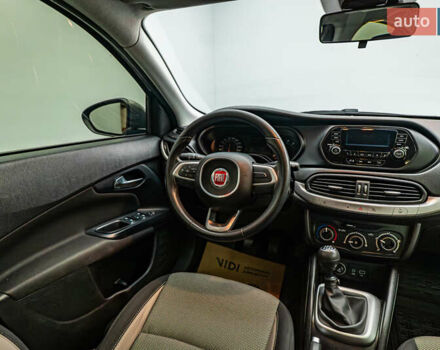 Серый Фиат Типо, объемом двигателя 1.4 л и пробегом 103 тыс. км за 8434 $, фото 10 на Automoto.ua