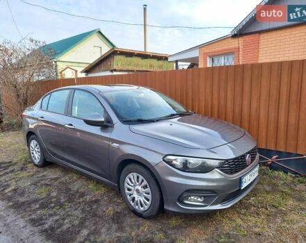 Сірий Фіат Тіпо, об'ємом двигуна 1.37 л та пробігом 140 тис. км за 8500 $, фото 1 на Automoto.ua