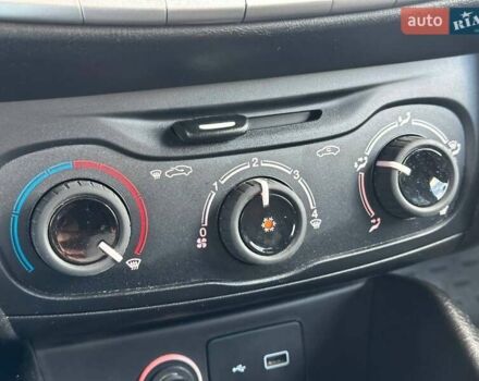 Сірий Фіат Тіпо, об'ємом двигуна 1.37 л та пробігом 78 тис. км за 9490 $, фото 17 на Automoto.ua