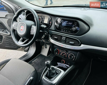 Серый Фиат Типо, объемом двигателя 1.4 л и пробегом 93 тыс. км за 8900 $, фото 32 на Automoto.ua