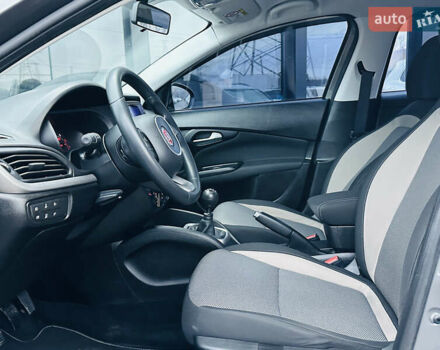 Серый Фиат Типо, объемом двигателя 1.4 л и пробегом 93 тыс. км за 8900 $, фото 14 на Automoto.ua