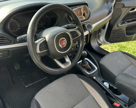 Сірий Фіат Тіпо, об'ємом двигуна 1.37 л та пробігом 152 тис. км за 8500 $, фото 3 на Automoto.ua