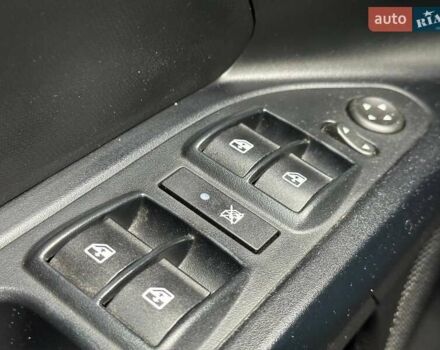 Сірий Фіат Тіпо, об'ємом двигуна 1.37 л та пробігом 78 тис. км за 9490 $, фото 19 на Automoto.ua