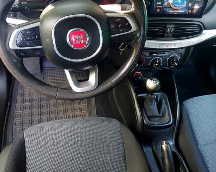 Серый Фиат Типо, объемом двигателя 1.4 л и пробегом 78 тыс. км за 9500 $, фото 2 на Automoto.ua