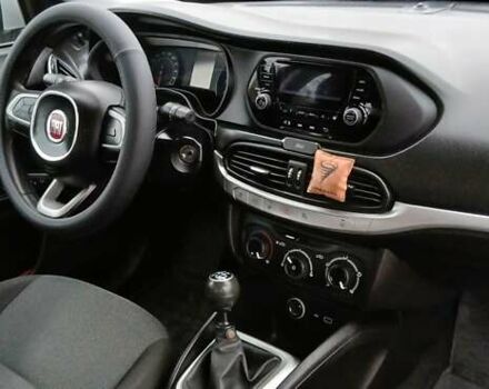 Серый Фиат Типо, объемом двигателя 1.37 л и пробегом 250 тыс. км за 7300 $, фото 14 на Automoto.ua