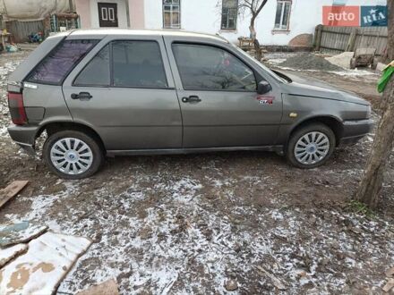 Фиат Типо 1989 в Черкассах на Automoto.ua Серый Фиат Типо, объемом двигателя 1.4 л и пробегом 92 тыс. км за 900 $, фото 1 на Automoto.ua