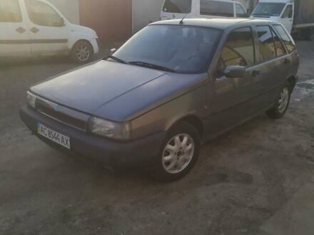 Серый Фиат Типо, объемом двигателя 1.4 л и пробегом 300 тыс. км за 1500 $, фото 1 на Automoto.ua