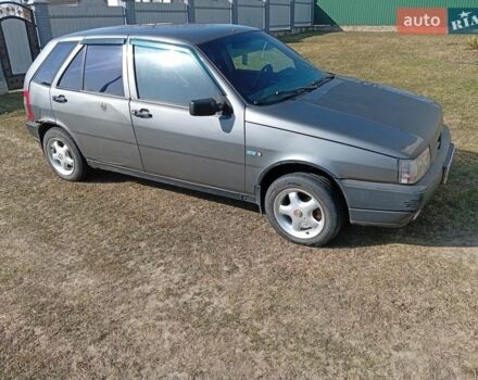 Сірий Фіат Тіпо, об'ємом двигуна 1.4 л та пробігом 215 тис. км за 1250 $, фото 1 на Automoto.ua