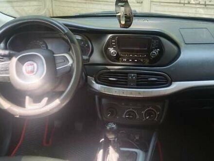 Серый Фиат Типо, объемом двигателя 1.37 л и пробегом 209 тыс. км за 7500 $, фото 1 на Automoto.ua