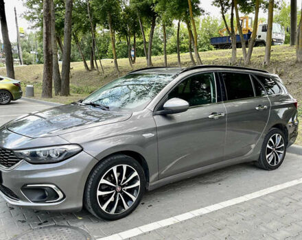 Сірий Фіат Тіпо, об'ємом двигуна 1.4 л та пробігом 216 тис. км за 9300 $, фото 1 на Automoto.ua