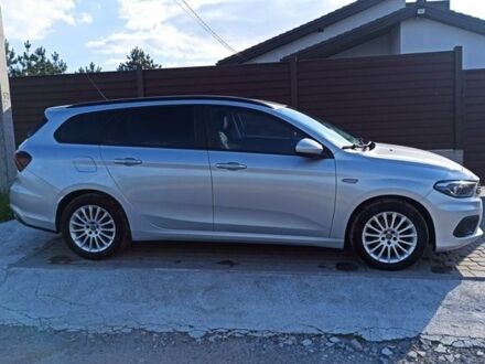 Серый Фиат Типо, объемом двигателя 1.6 л и пробегом 70 тыс. км за 12500 $, фото 1 на Automoto.ua