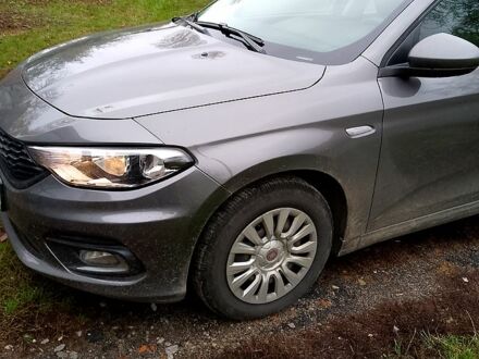 Фіат Тіпо 2018 у Полтаві на Automoto.ua Сірий Фіат Тіпо, об'ємом двигуна 1.4 л та пробігом 99 тис. км за 9500 $, фото 1 на Automoto.ua