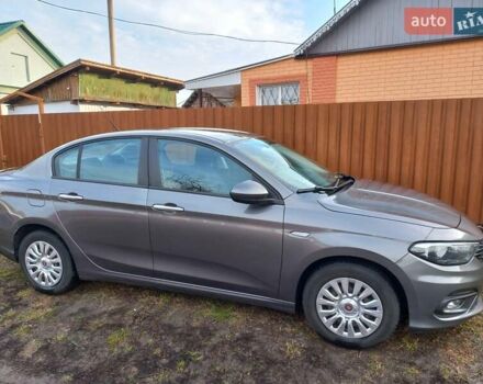 Серый Фиат Типо, объемом двигателя 1.37 л и пробегом 140 тыс. км за 8500 $, фото 1 на Automoto.ua