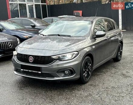 Серый Фиат Типо, объемом двигателя 1.6 л и пробегом 25 тыс. км за 9900 $, фото 1 на Automoto.ua