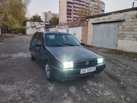 Фиат Типо 1990 в Харькове на Automoto.ua Синий Фиат Типо, объемом двигателя 1.8 л и пробегом 200 тыс. км за 800 $, фото 1 на Automoto.ua