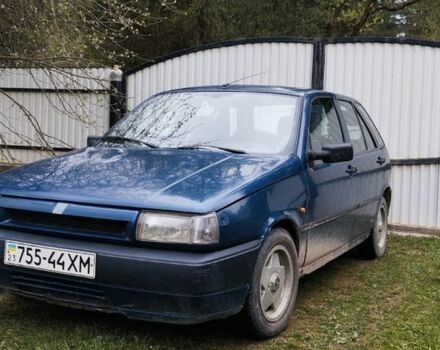 Синій Фіат Тіпо, об'ємом двигуна 0 л та пробігом 250 тис. км за 1000 $, фото 1 на Automoto.ua