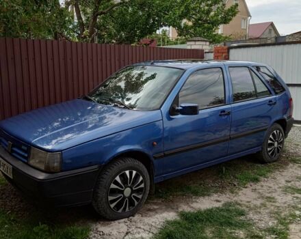 Синий Фиат Типо, объемом двигателя 1.4 л и пробегом 250 тыс. км за 1050 $, фото 1 на Automoto.ua