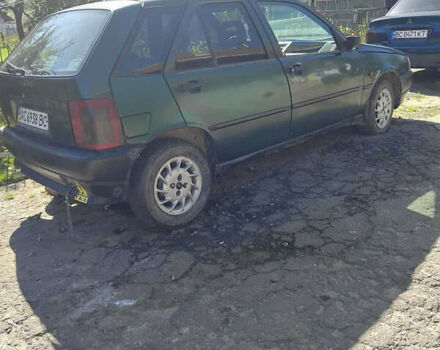 Фиат Типо 1991 в Новый Роздол на Automoto.ua Зеленый Фиат Типо, объемом двигателя 1.49 л и пробегом 200 тыс. км за 800 $, фото 4 на Automoto.ua
