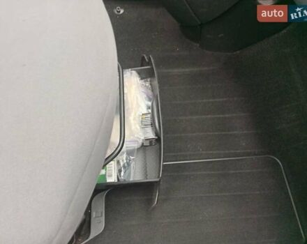 Білий Фіат Улісе, об'ємом двигуна 2.18 л та пробігом 305 тис. км за 7000 $, фото 24 на Automoto.ua