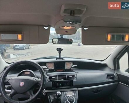 Білий Фіат Улісе, об'ємом двигуна 2.18 л та пробігом 305 тис. км за 7000 $, фото 27 на Automoto.ua