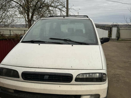 Белый Фиат Улиси, объемом двигателя 2.1 л и пробегом 250 тыс. км за 1900 $, фото 1 на Automoto.ua