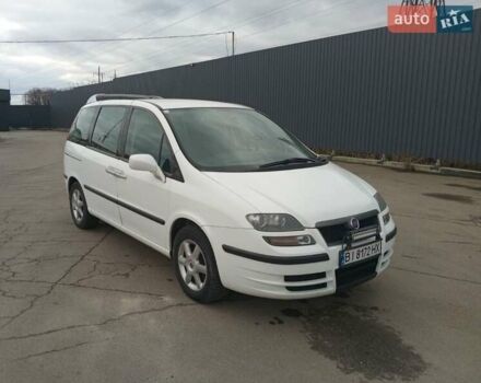 Білий Фіат Улісе, об'ємом двигуна 2.18 л та пробігом 305 тис. км за 7000 $, фото 1 на Automoto.ua