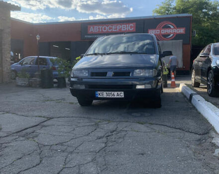 Серый Фиат Улиси, объемом двигателя 2 л и пробегом 380 тыс. км за 3800 $, фото 7 на Automoto.ua