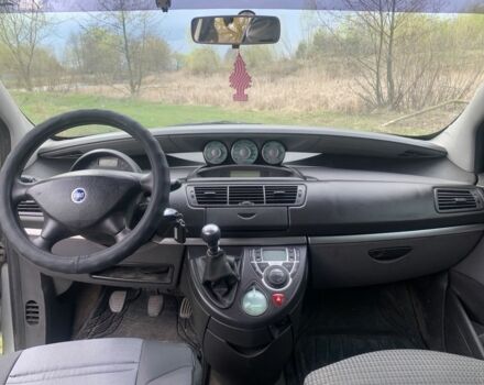 Сірий Фіат Улісе, об'ємом двигуна 2 л та пробігом 320 тис. км за 4600 $, фото 6 на Automoto.ua