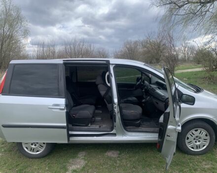 Сірий Фіат Улісе, об'ємом двигуна 2 л та пробігом 320 тис. км за 4600 $, фото 4 на Automoto.ua