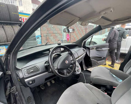 Серый Фиат Улиси, объемом двигателя 2.18 л и пробегом 260 тыс. км за 5900 $, фото 20 на Automoto.ua