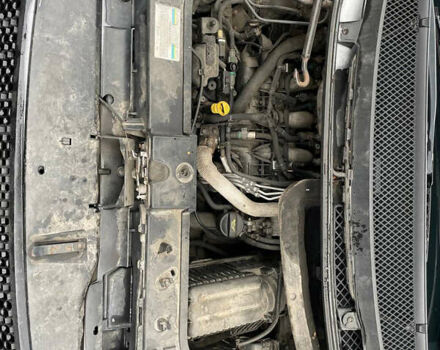 Серый Фиат Улиси, объемом двигателя 2.18 л и пробегом 260 тыс. км за 5900 $, фото 10 на Automoto.ua