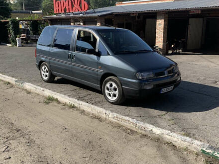 Серый Фиат Улиси, объемом двигателя 2 л и пробегом 380 тыс. км за 3800 $, фото 1 на Automoto.ua