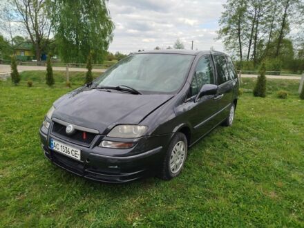 Фіат Улісе 2004 у Луцьку на Automoto.ua Сірий Фіат Улісе, об'ємом двигуна 2.2 л та пробігом 525 тис. км за 2000 $, фото 1 на Automoto.ua