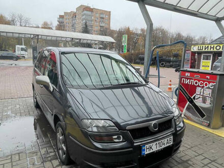 Серый Фиат Улиси, объемом двигателя 2.18 л и пробегом 260 тыс. км за 5900 $, фото 1 на Automoto.ua