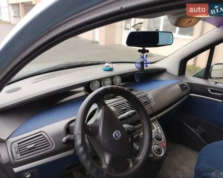 Синий Фиат Улиси, объемом двигателя 2.18 л и пробегом 275 тыс. км за 3600 $, фото 6 на Automoto.ua