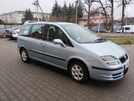 Синий Фиат Улиси, объемом двигателя 2.2 л и пробегом 275 тыс. км за 3600 $, фото 1 на Automoto.ua